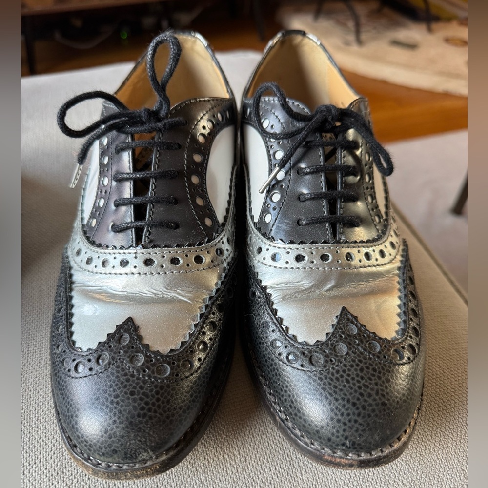Classic Black and silver women's Brogues - Picture 2 of 6